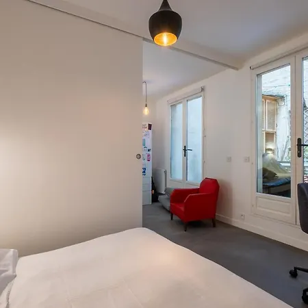 Apartment Veeve - Bright Beams